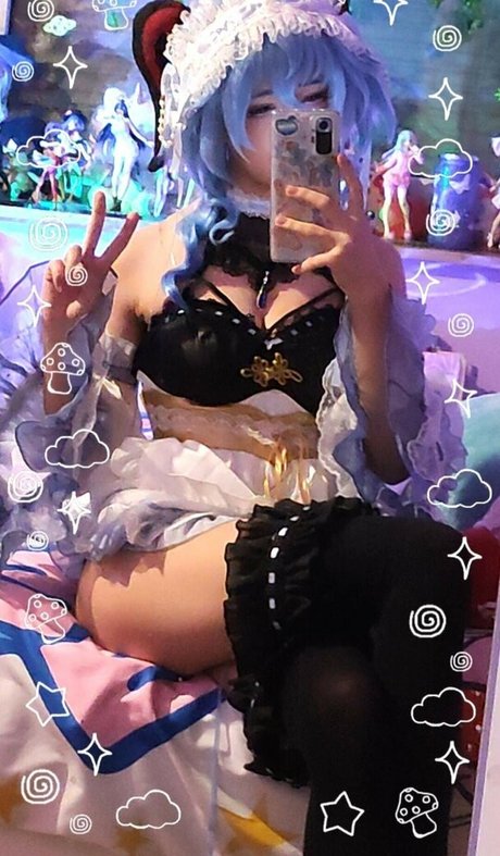 Haltsmanu art model gallery