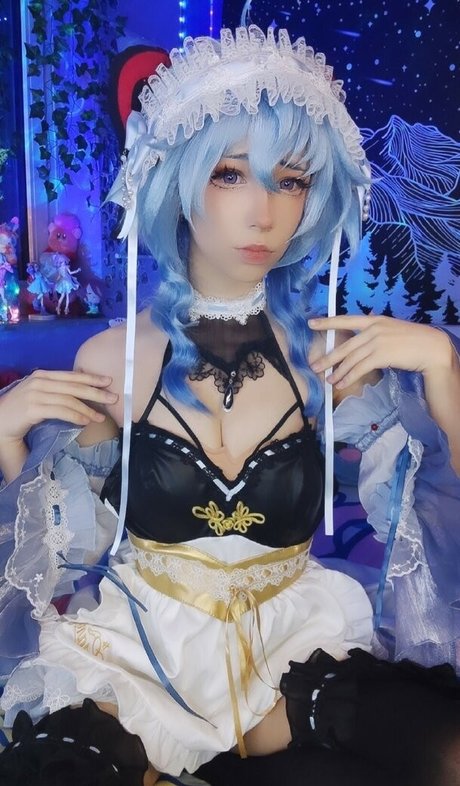 Haltsmanu sexy model pictures