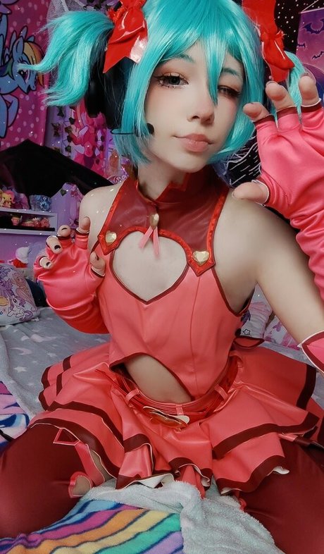 Haltsmanu nice actress pics