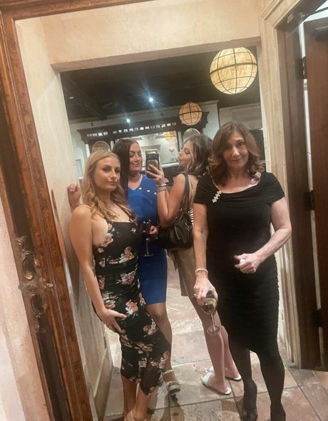 Elena Lukin adult model archive