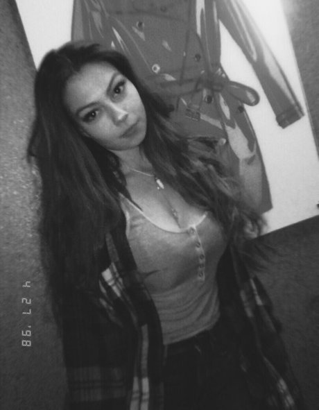 Elena Lukin sexy pornstar picture