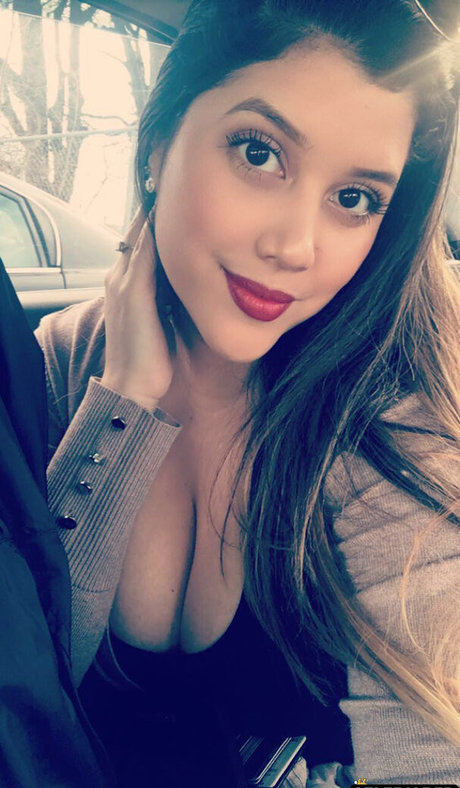 Rocio Aponte model nude pic