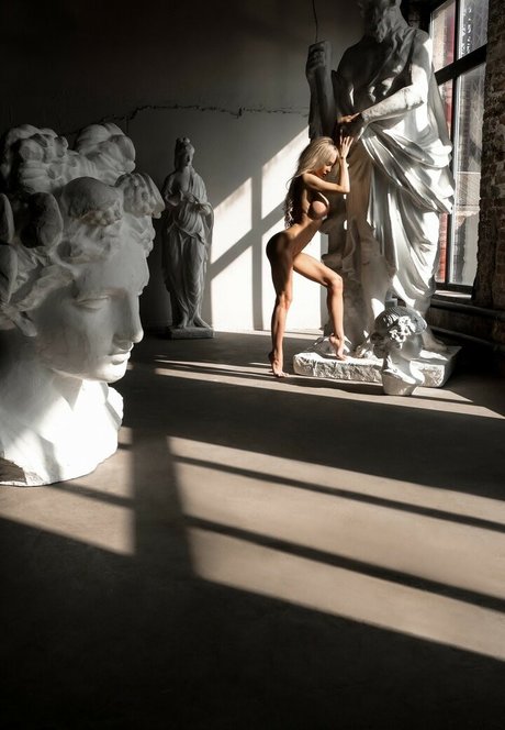 Kristina Grizzly adult actress img