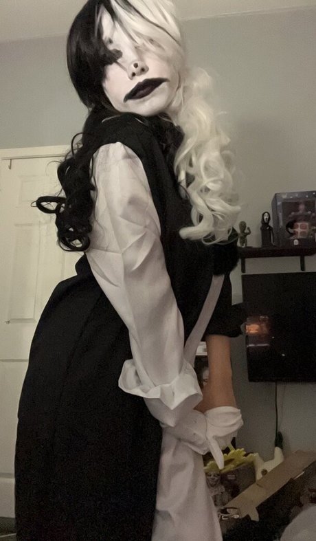 ellegarci nude star pic