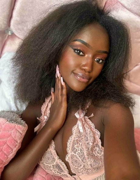 ameliahard nudes actress galleries