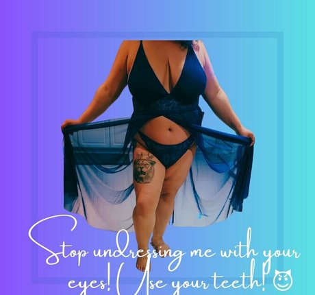 curvy carla nude actress photos