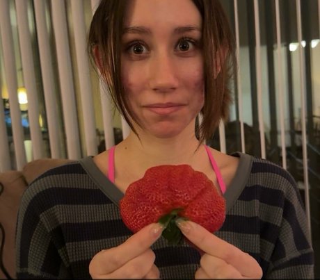 dakotabasmr free pornstar pic