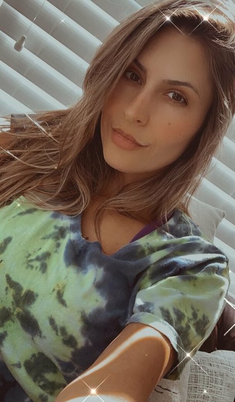 missdannigibson model hot picture