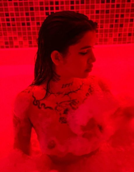 scarlett eterna adult model archive