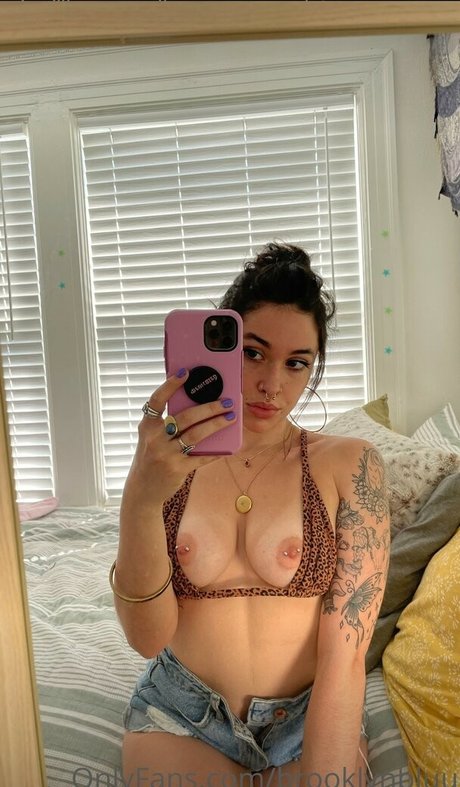 Bbchlo pornstar adult image