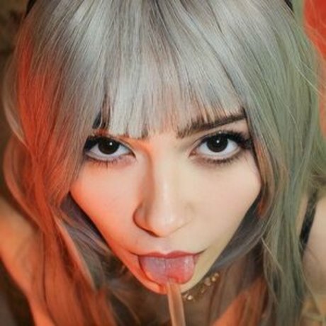 Joice Gomes sex model images