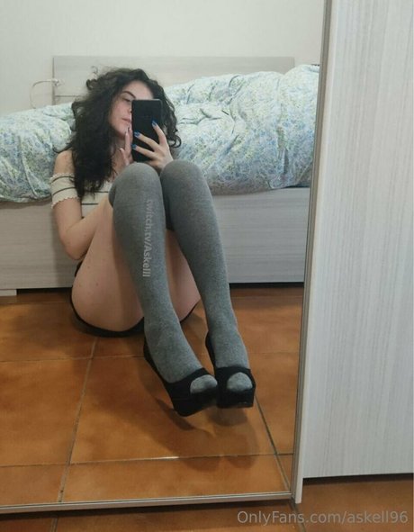 askell96 pornstar free photos