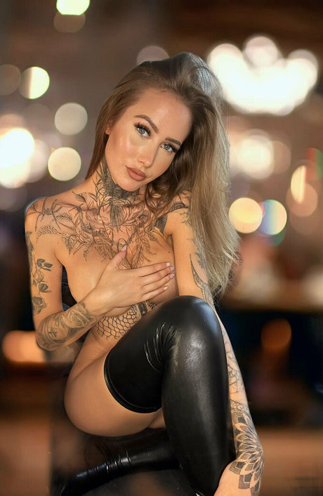 alertacomrades art star pics