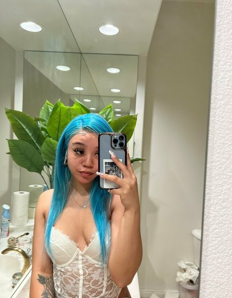 xneeenss erotic pornstar galleries