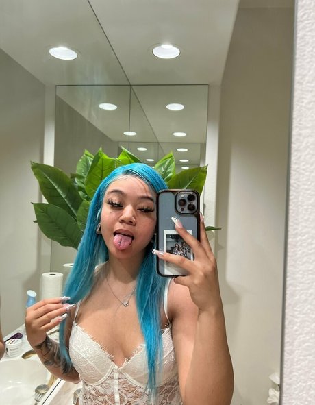 xneeenss high quality actress photos