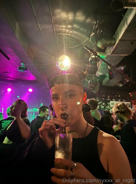 nyxxx at night high quality star images