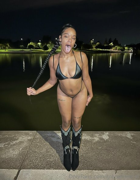 kokoathebrat erotic star photo