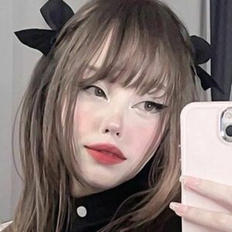 Romllr sexy model photos