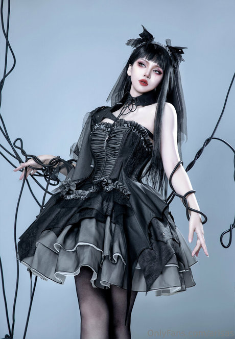 Arisa S pretty pornstar images