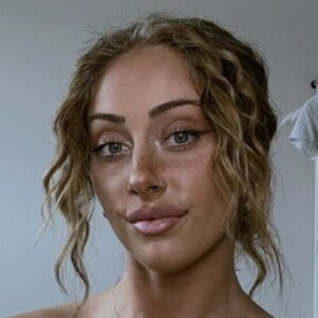 Oliviakayemyers high quality actress images