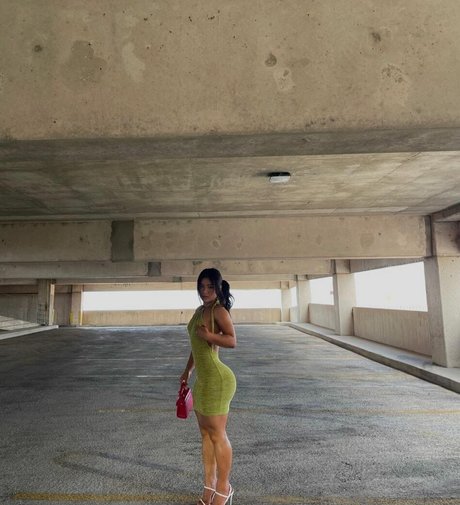 MsDumpling_ erotic actress img