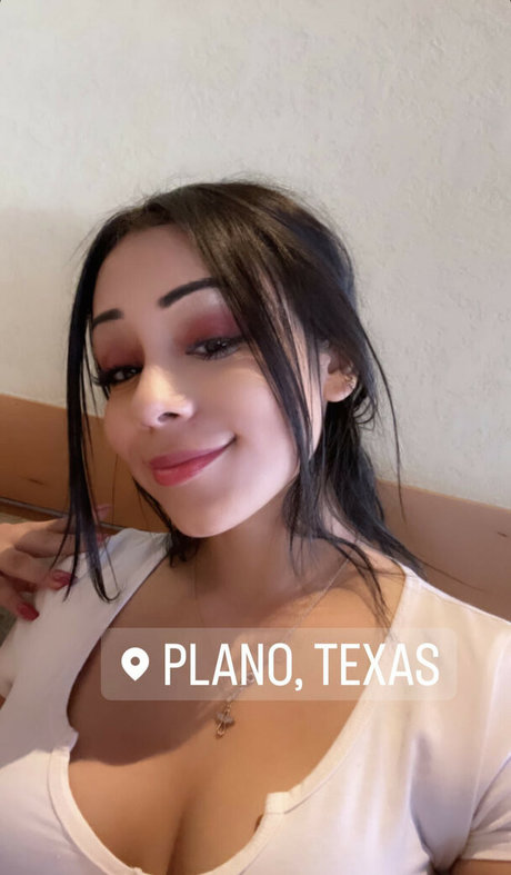 Badgalxaria pornstar adult images