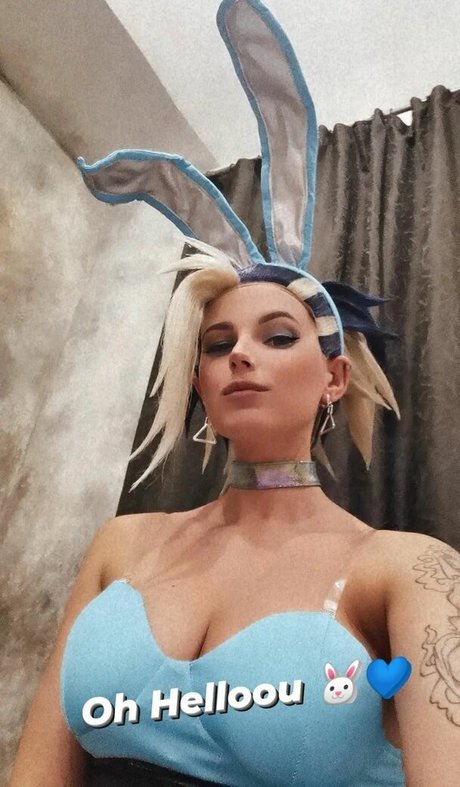 Kaminari Cosplay model gallery