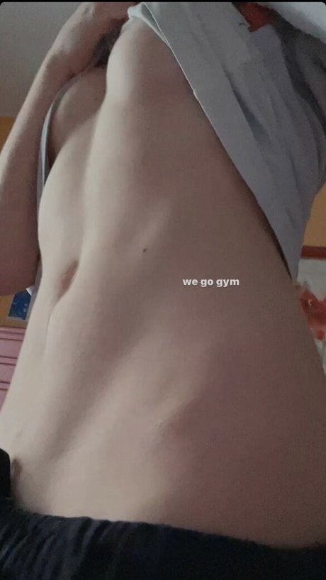 Momosharkk sexy star image