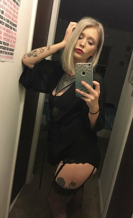 iamlydiafoxx pornstar exclusive archive