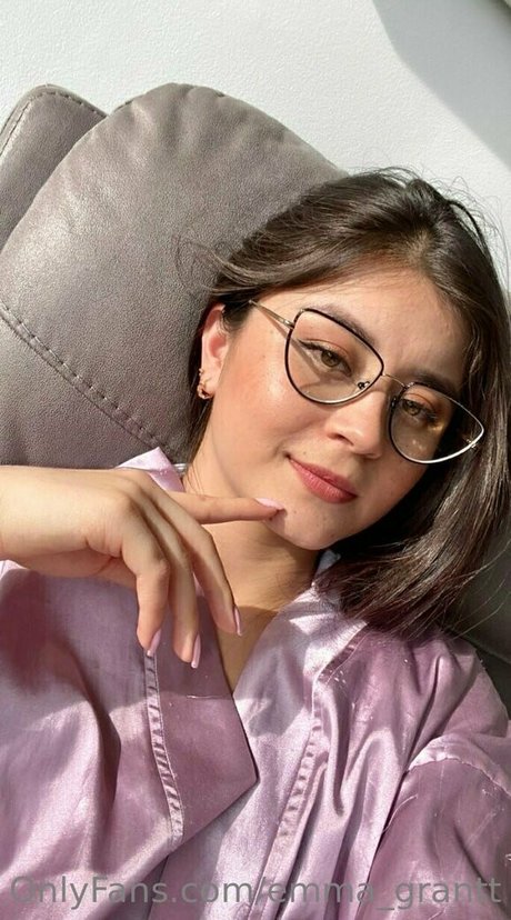 grant emma star nude pics