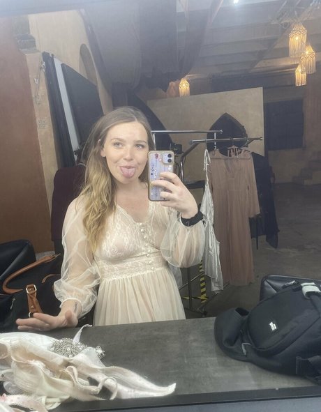 echoparke actress gallery