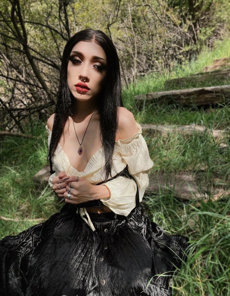 hauntedxnymphfree star xxx photos