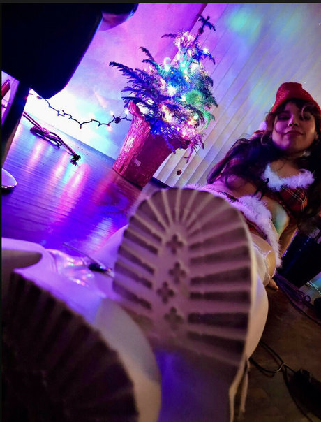 Fetlife naked model img