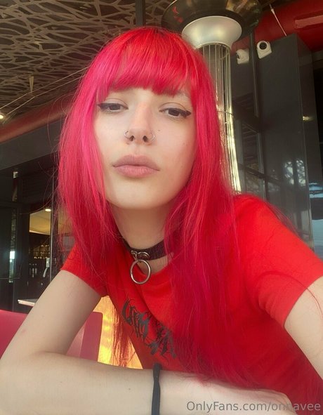 onnavee adult actress photo