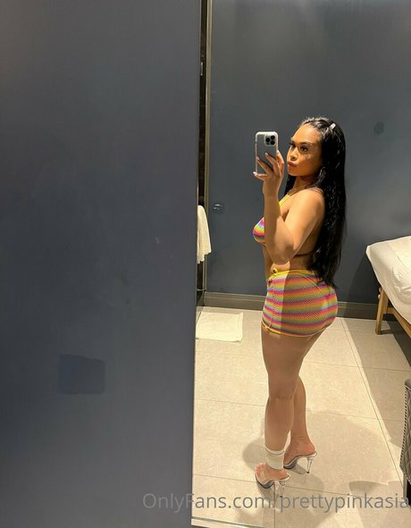 prettypinkasia exclusive pornstar picture