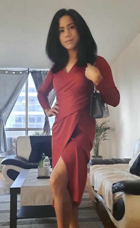 ayavonlee model exclusive pics