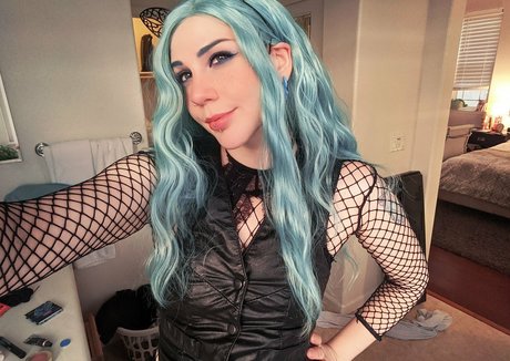 trickynymph model xxx images