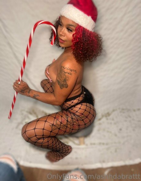 ashhdabrattt xxx pornstar pic