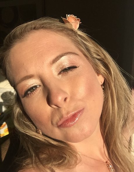 sunnylanefree porn star picture