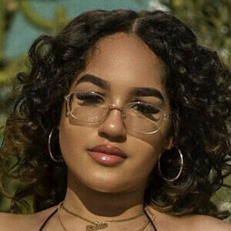 Beyourownlex pretty actress galleries