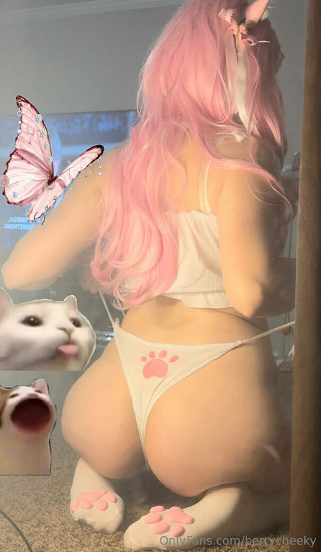 BerryCheeky model sexy picture