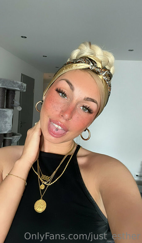 Estherjizz adult star archive