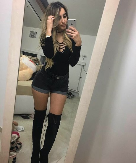 Liel Avitan xxx pornstar pictures