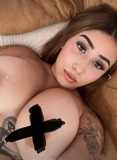 Noemi123130 exclusive star image