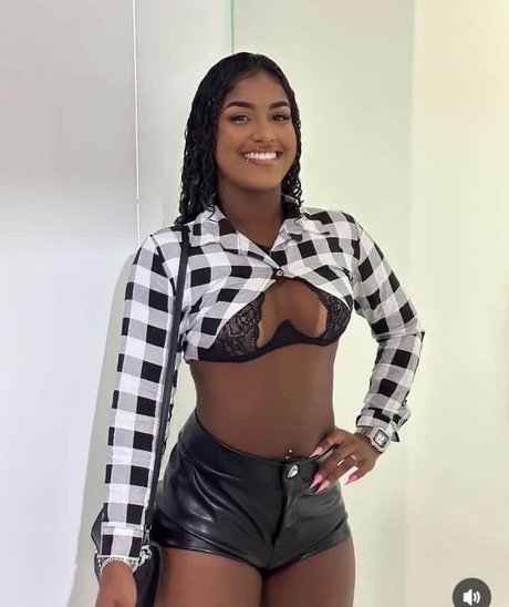 OFC Karenn pornstar sexy image