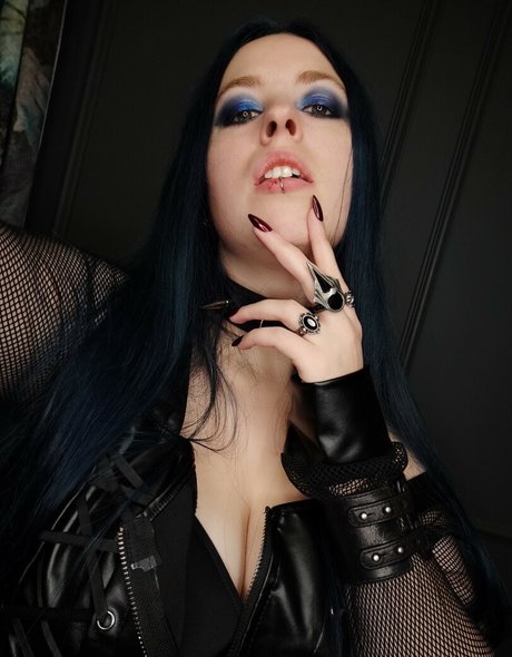 thigh high boots onlyfans nudes image