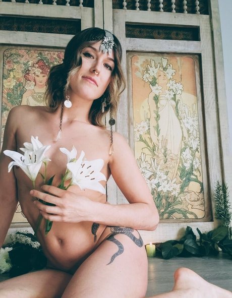 mayloveyou sexy star pics