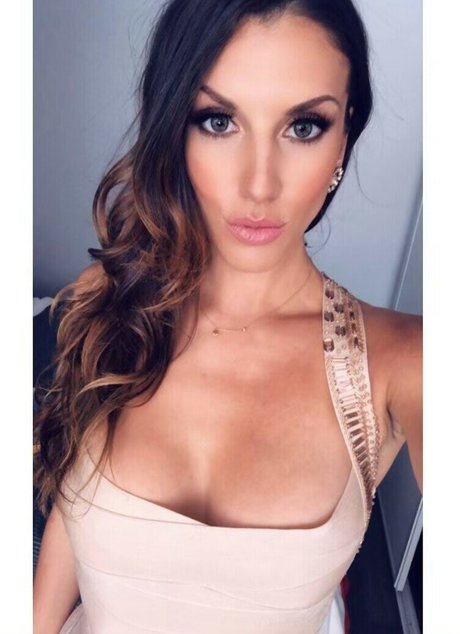 Unagu model sex pics