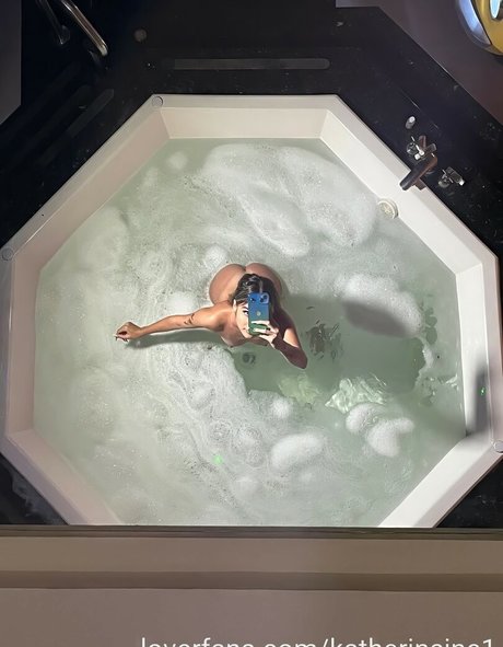 katherinsine1 exclusive model image