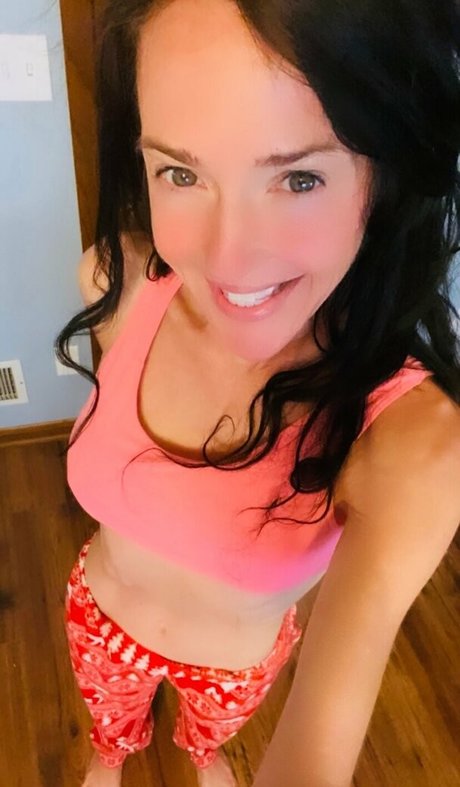 lilrosiedoll star hd photos